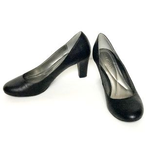 Laura Ashley, Black Heels